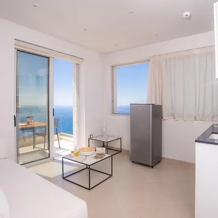 Calma Lefkada アパート *