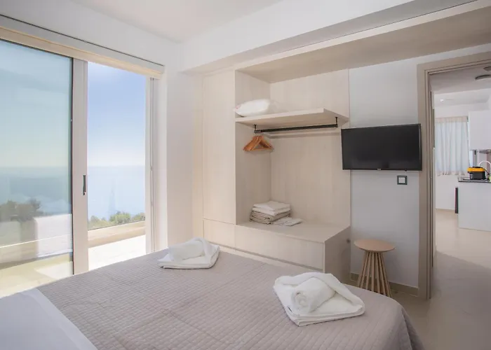 Calma Lefkada * Athanion