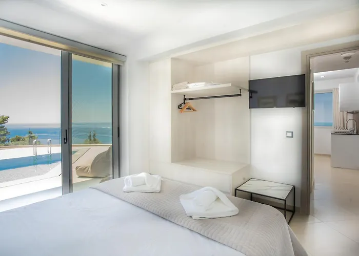 Calma Lefkada Athánion